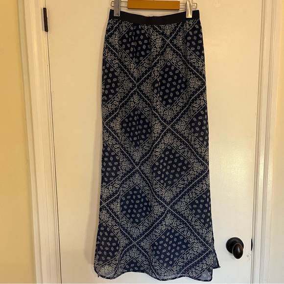 H&M sheer bandana print skirt, size 6 - Picture 1 of 9